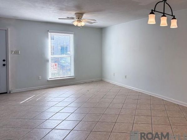 8091 Bayou Fountain Ave, Unit #703, Baton Rouge, LA 70820