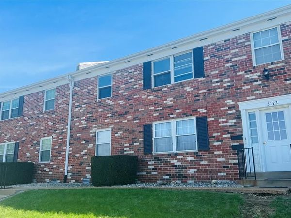 3122 Carnaby Lane, Unit A, Bridgeton, MO 63044