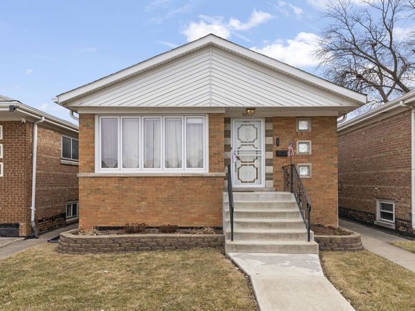 5055 S Kilbourn Avenue, Chicago, IL 60632
