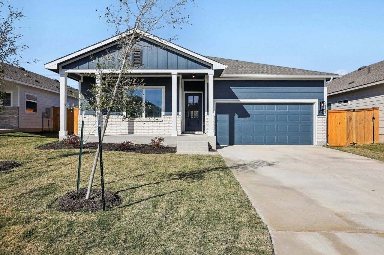 464 Josey Wales Dr, Jarrell, TX 76537 Main Photo