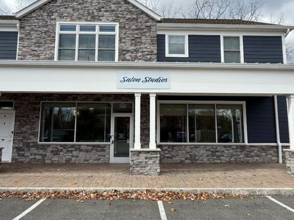 44 Stiles Ln, Montville, NJ 07058