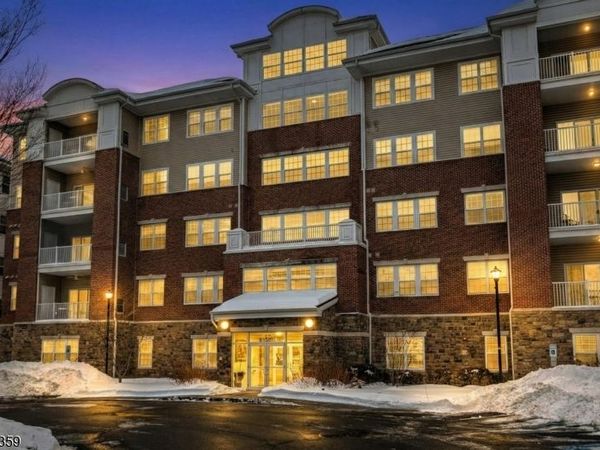 10123 Warrens Way, Wanaque, NJ 07465