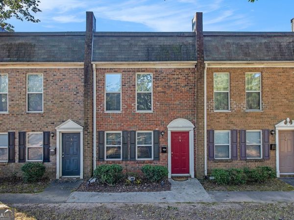 205 Winding River Drive, Unit B, Atlanta, GA 30350