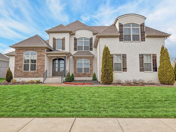 1545 Bunbury Dr, Thompsons Station, TN 37179