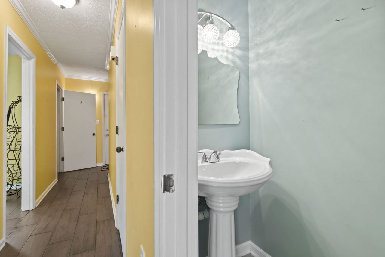 1012 Possum Trot Rd. Photo 13