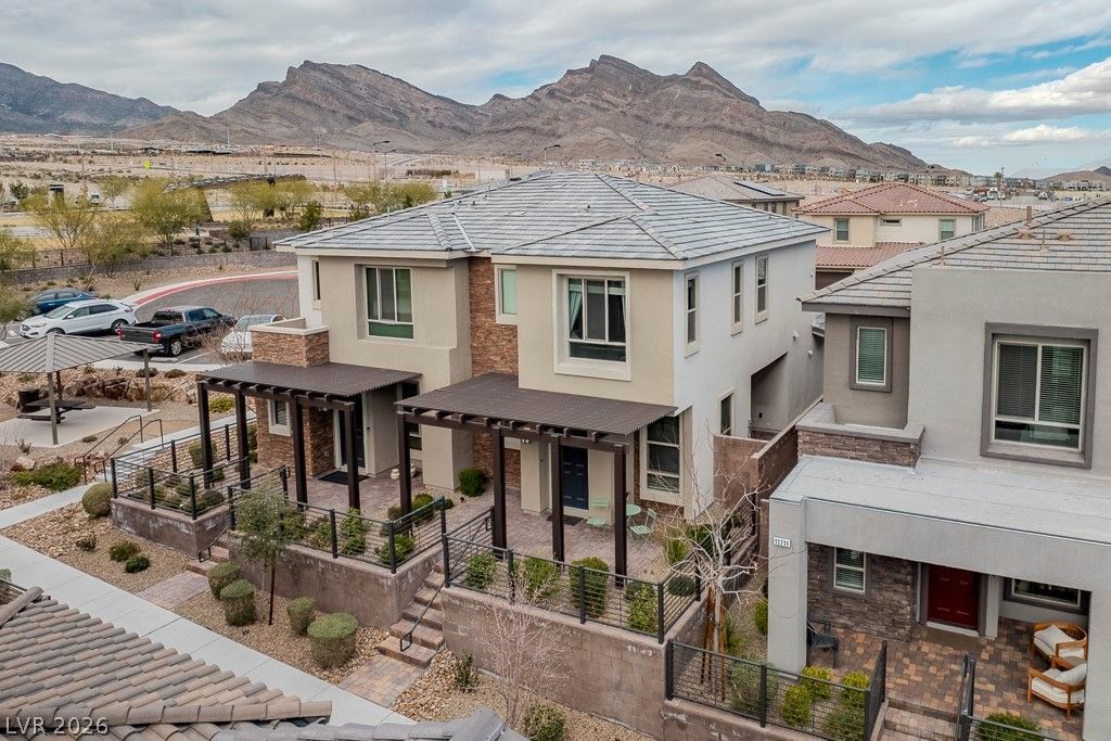 11715 Hamilton Lake Avenue, Las Vegas, NV 89138 Main Photo