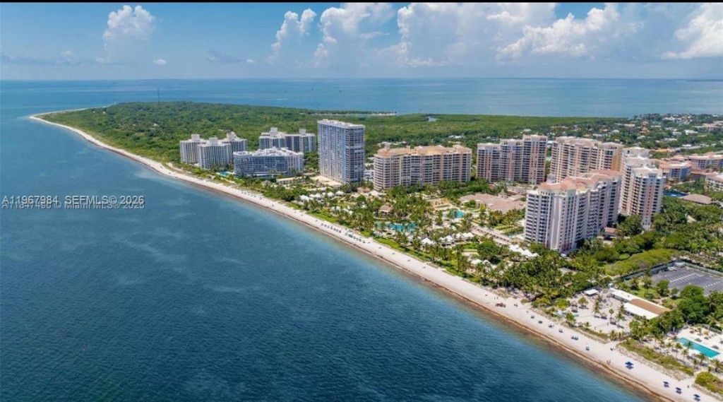 781 Crandon Blvd , Unit 106, Key Biscayne, FL 33149 Photo