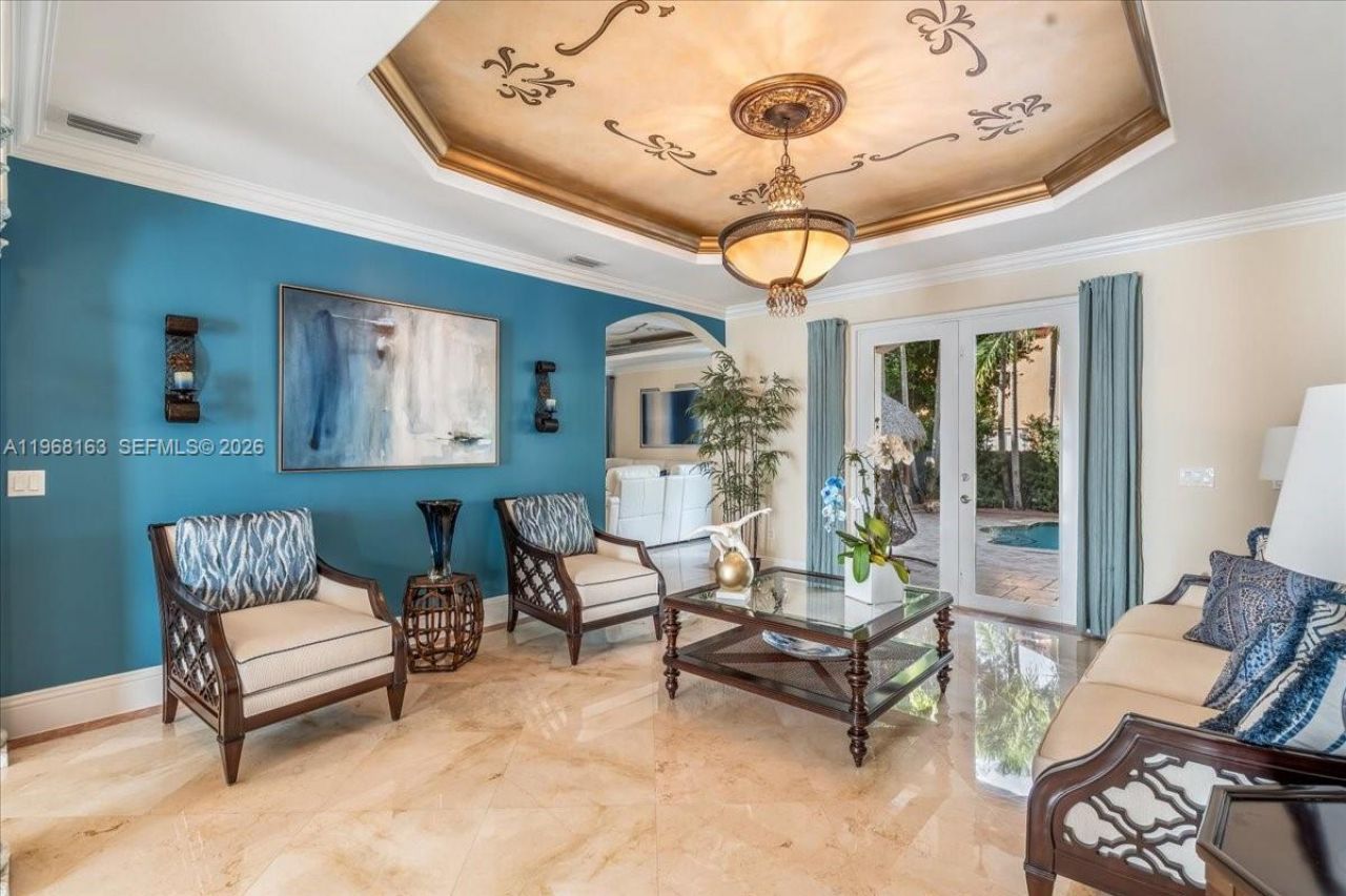 7851 NW 166th Ter, Miami Lakes, FL 33016 Photo