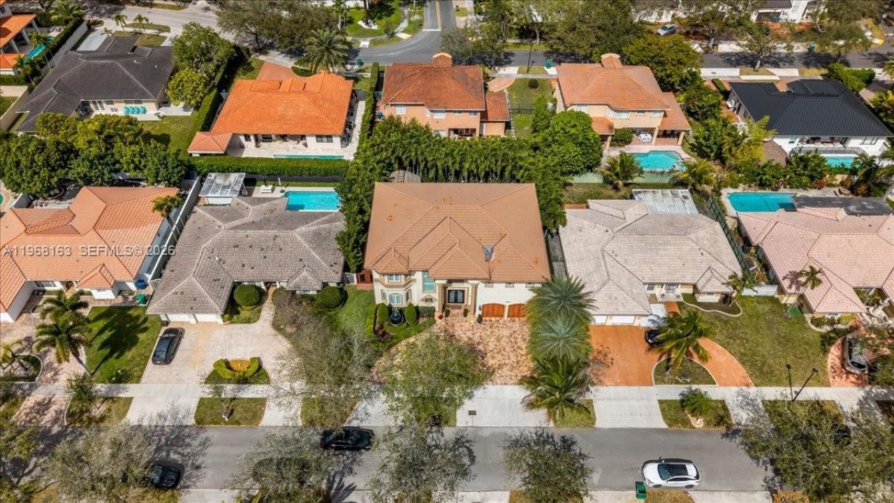 7851 NW 166th Ter, Miami Lakes, FL 33016 Photo