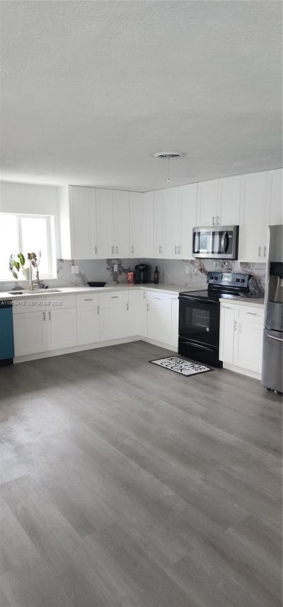 2915 NW 183rd St, Miami Gardens, FL 33056 Photo