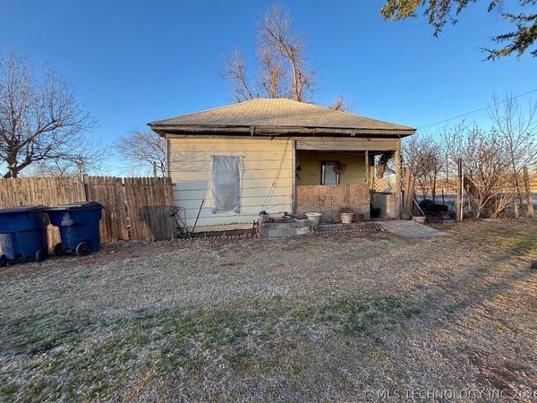 902 W Washington, Guthrie, OK 73044