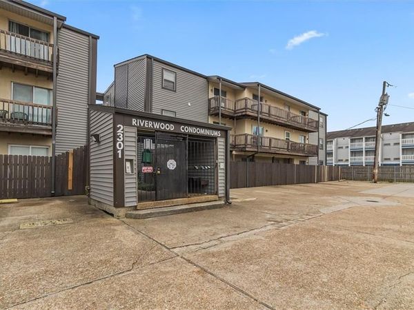 2301 EDENBORN Avenue, Unit 401, Metairie, LA 70001