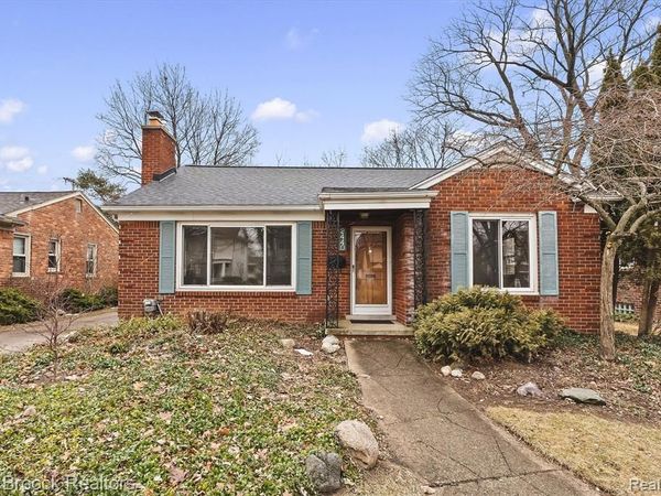 2440 Ferncliff Avenue, Royal Oak, MI 48073