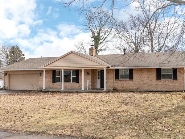 7226 Barr Circle, Dayton, OH 45459