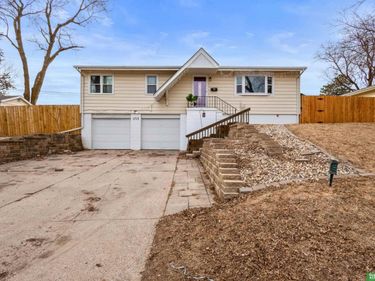1712 Pelton Avenue, Bellevue, NE 68005