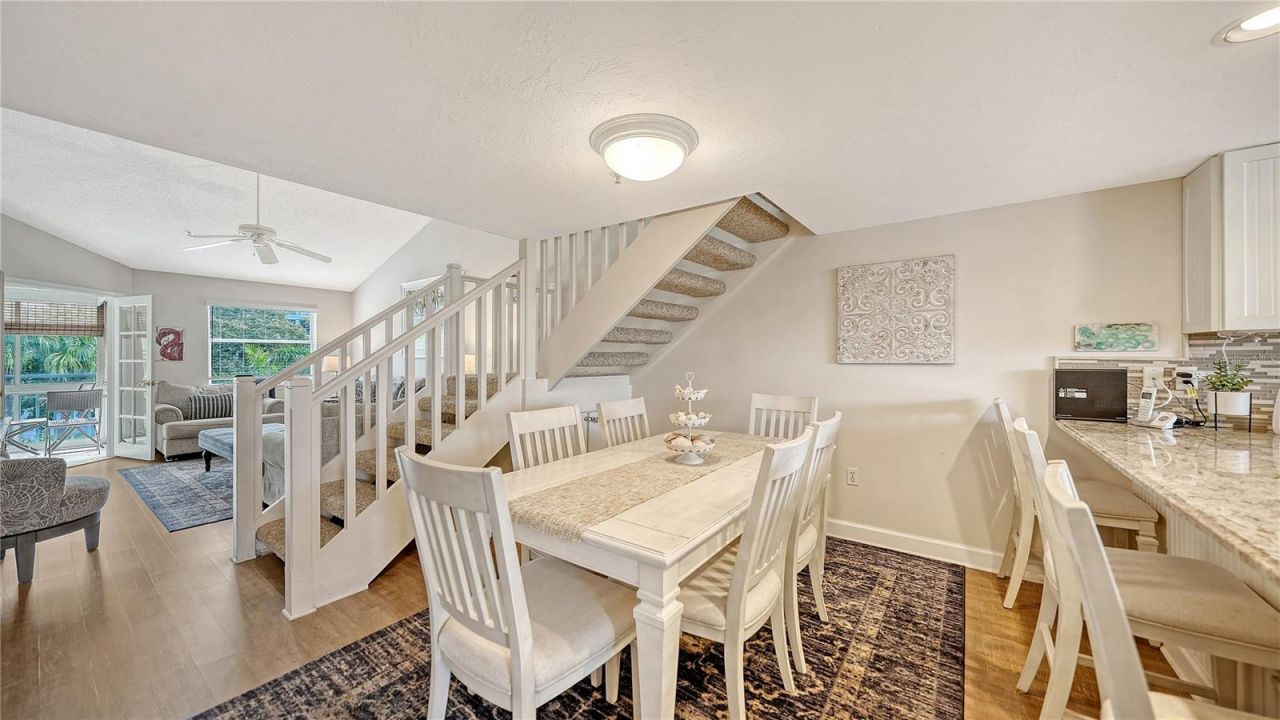 1350 Siesta Bayside Drive, Unit 1350B, Sarasota, FL 34242 Photo