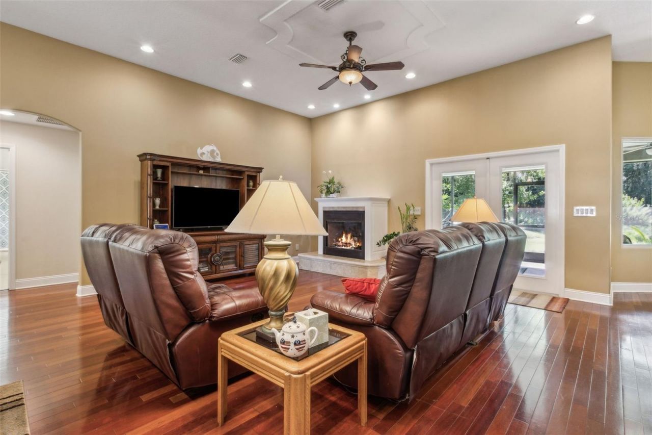 166 Mount Royal Avenue, Crescent City, FL 32112 Photo