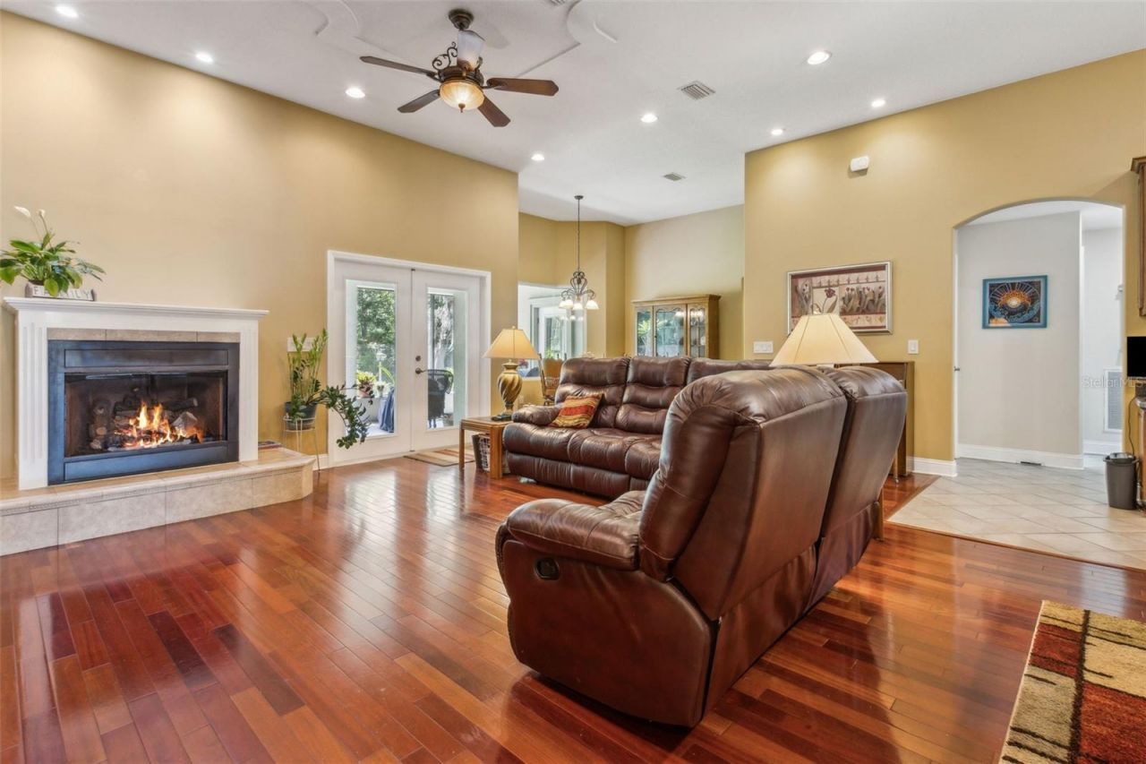 166 Mount Royal Avenue, Crescent City, FL 32112 Photo