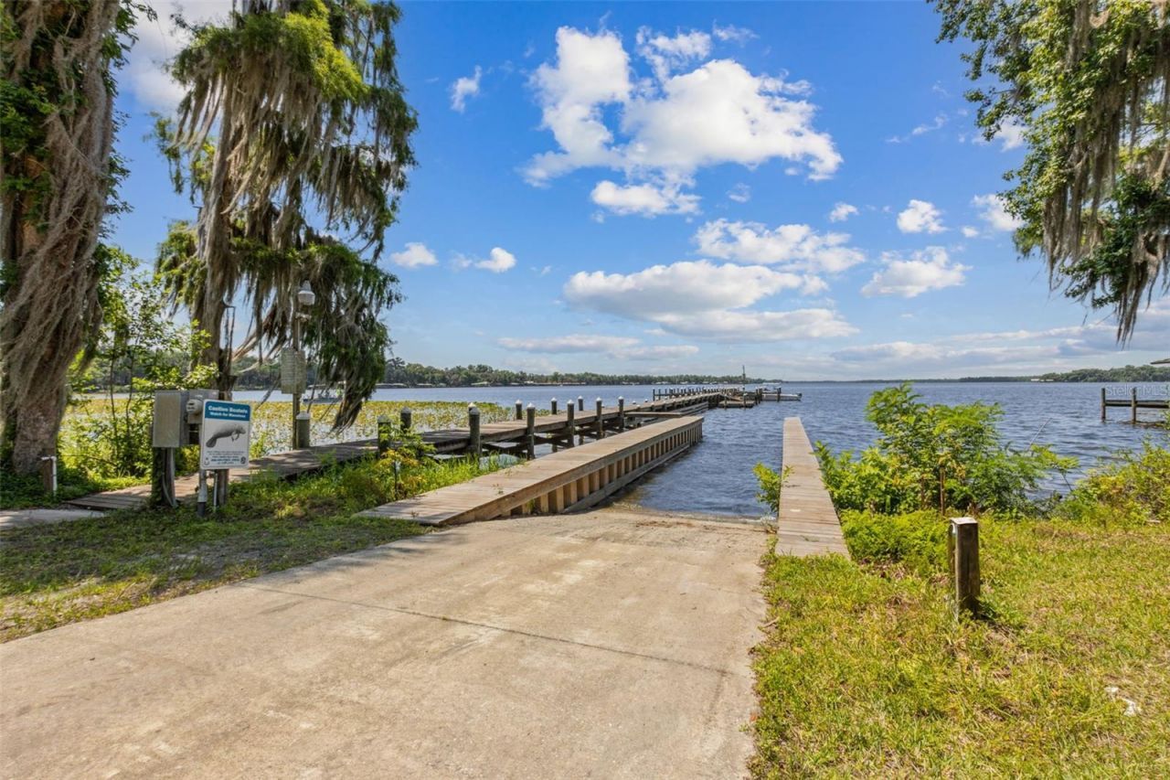 166 Mount Royal Avenue, Crescent City, FL 32112 Photo