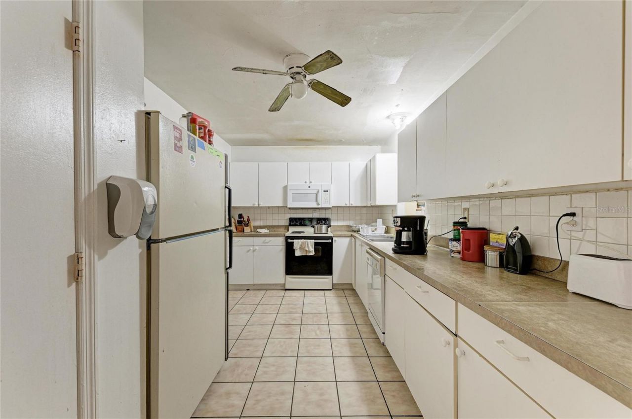 1205 44th Avenue E, Bradenton, FL 34203 Photo