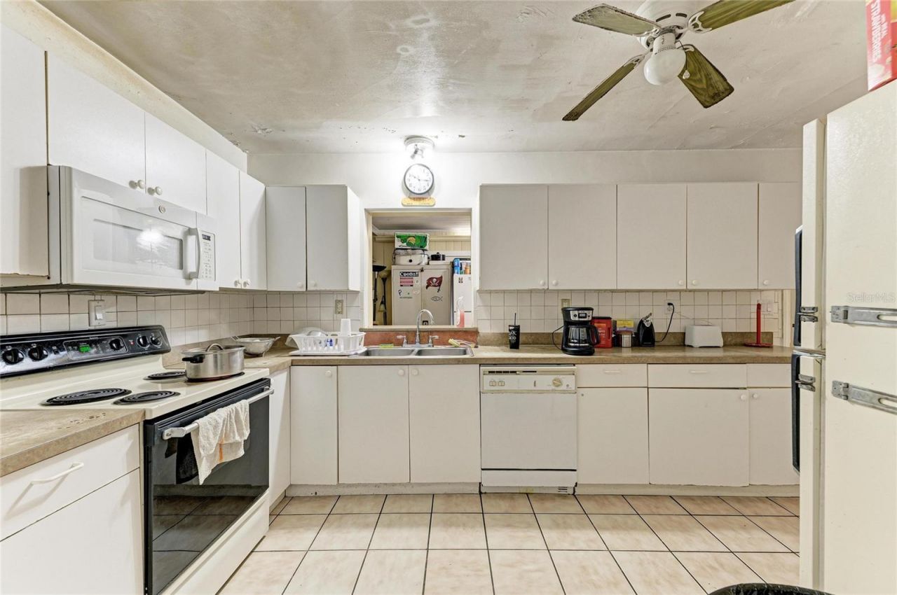 1205 44th Avenue E, Bradenton, FL 34203 Photo