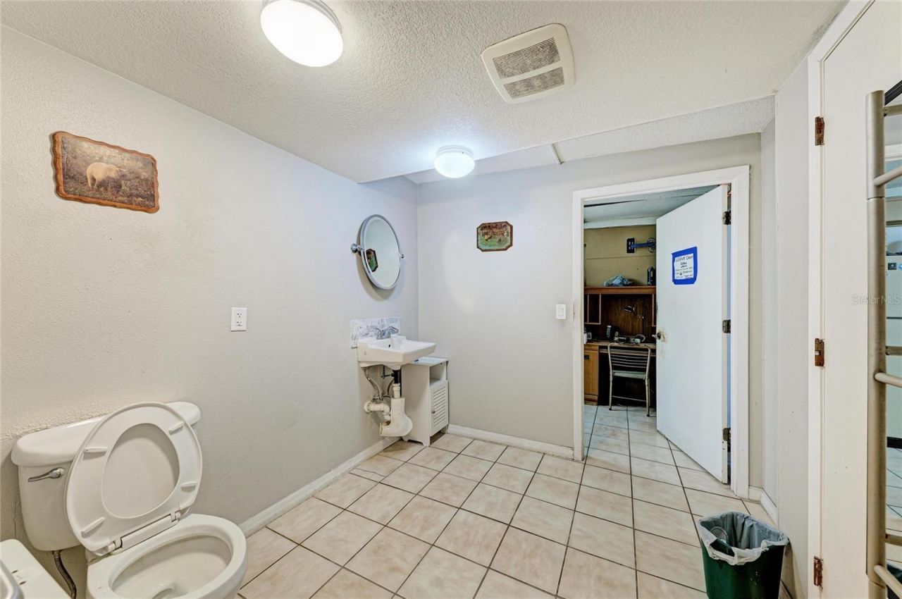1205 44th Avenue E, Bradenton, FL 34203 Photo