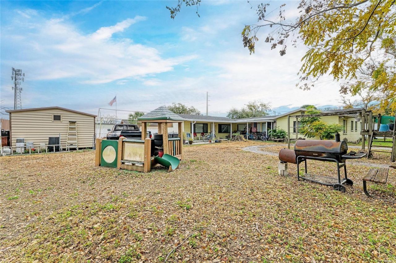 1205 44th Avenue E, Bradenton, FL 34203 Photo