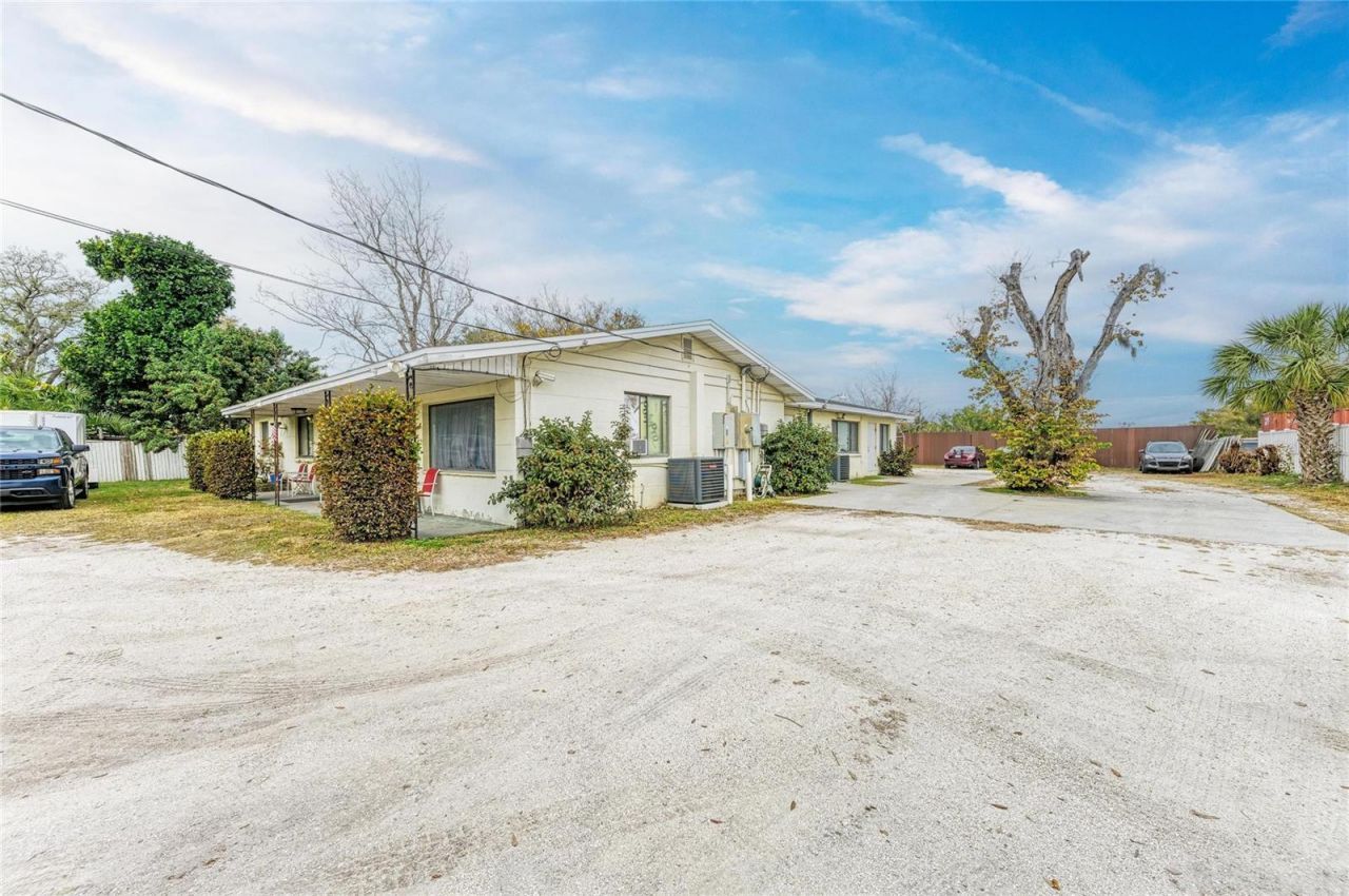 1205 44th Avenue E, Bradenton, FL 34203 Photo