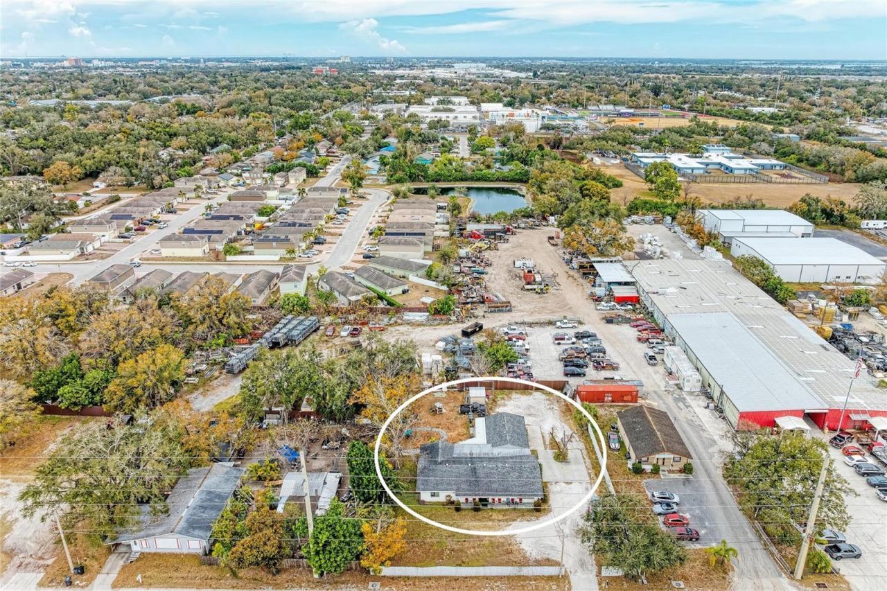 1205 44th Avenue E, Bradenton, FL 34203 Photo