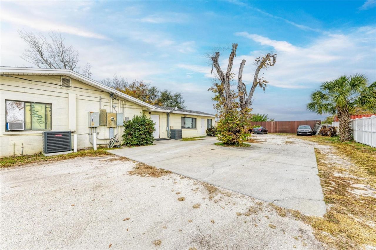 1205 44th Avenue E, Bradenton, FL 34203 Photo