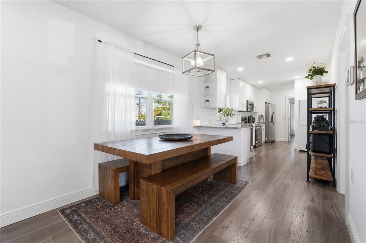 4339 58th Avenue N, Saint Petersburg, FL 33714 Photo