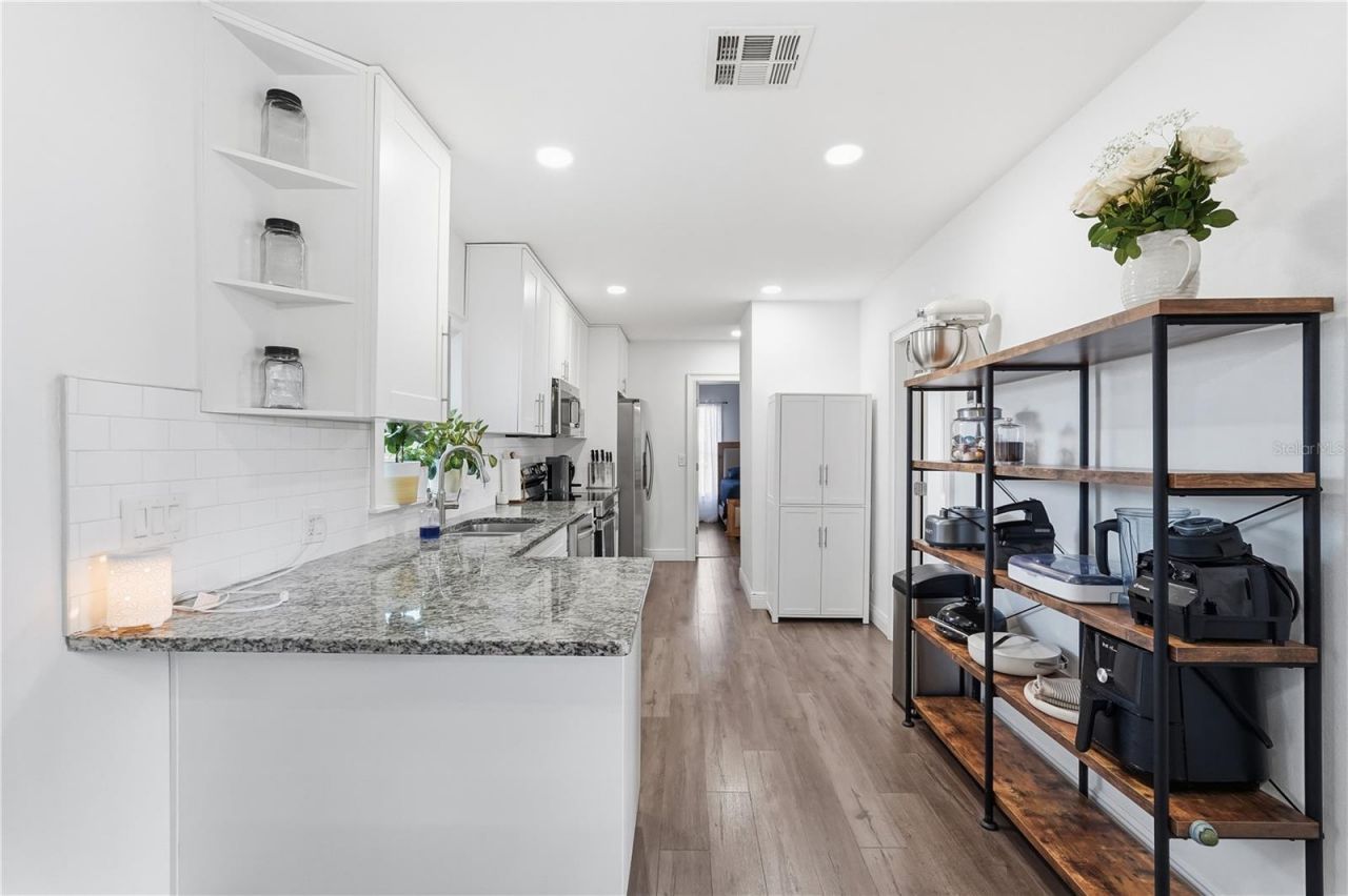4339 58th Avenue N, Saint Petersburg, FL 33714 Photo