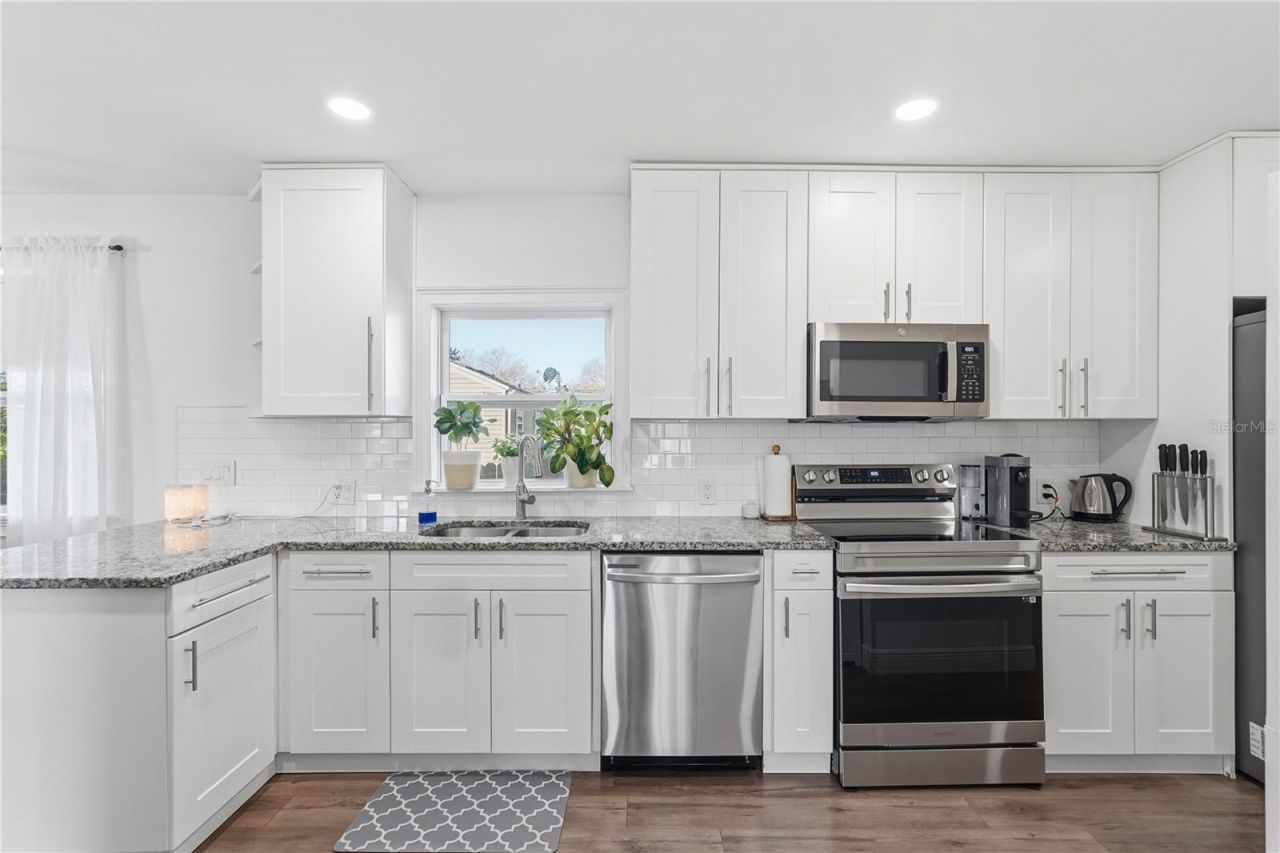 4339 58th Avenue N, Saint Petersburg, FL 33714 Photo