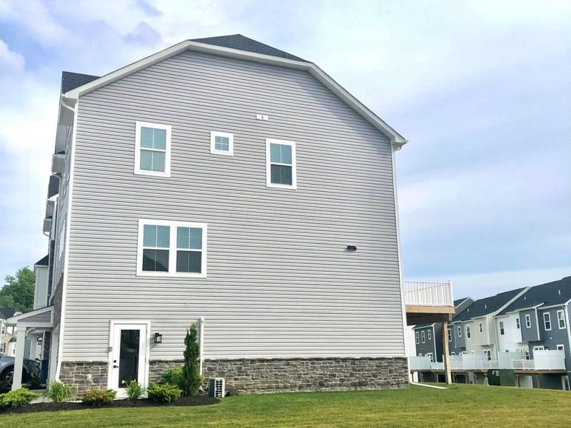 201 Via Veneto, Delaware, OH 43015 Photo 2