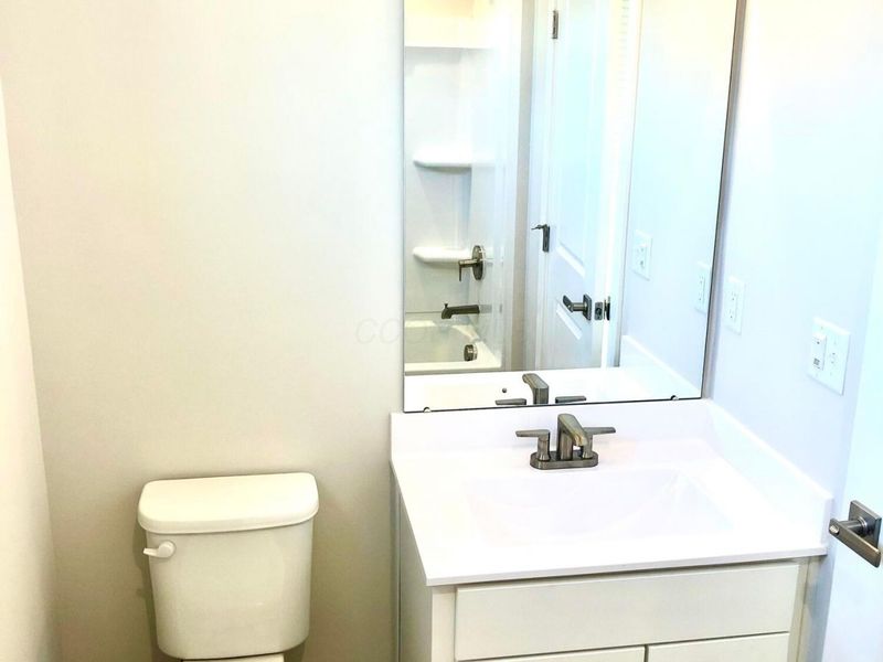 201 Via Veneto, Delaware, OH 43015 Photo 39