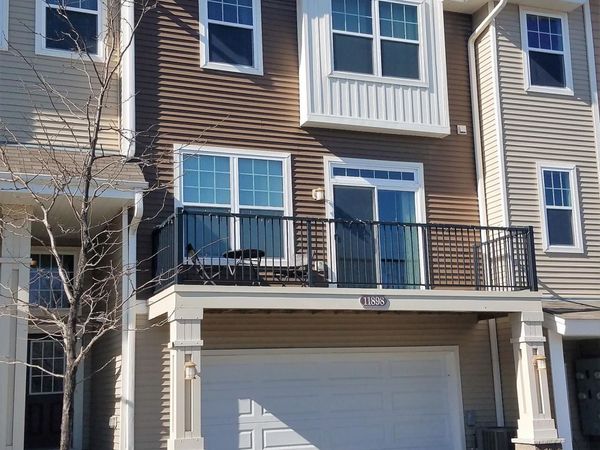 11898 Emery Village Drive N, Champlin, MN 55316