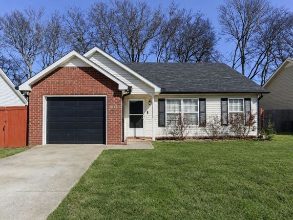 3012 Roscommon Dr, Murfreesboro, TN 37128