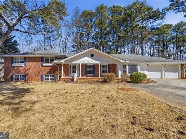 2297 Lavista Woods Drive, Tucker, GA 30084