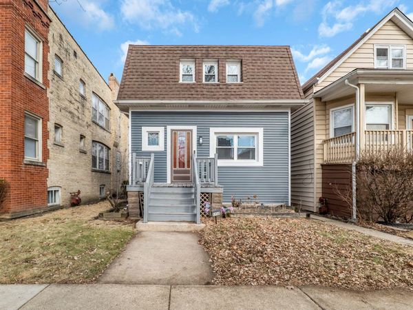 5150 W Dakin Street, Chicago, IL 60641