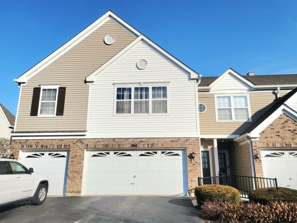 214 Gazebo Lane, Unit 12, Lombard, IL 60148
