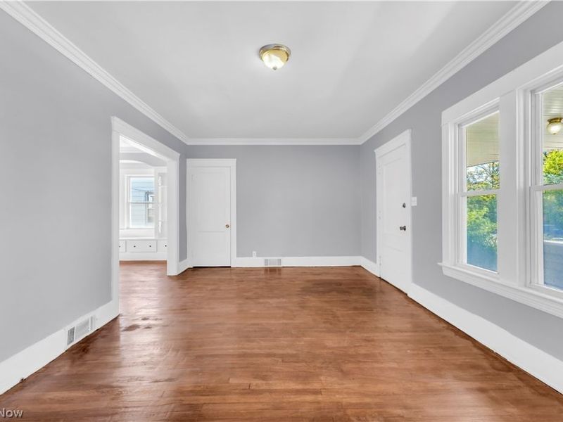 8113 Garfield Boulevard, Unit 1/DN, Cleveland, OH 44125 Photo 10