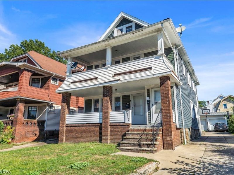 8113 Garfield Boulevard, Unit 1/DN, Cleveland, OH 44125 Photo 2