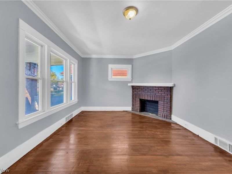 8113 Garfield Boulevard, Unit 1/DN, Cleveland, OH 44125 Photo 9