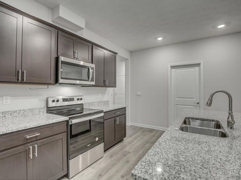 67 Snapdragon Drive, Amelia, OH 45102 Photo 7