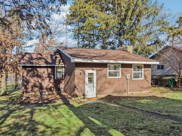 N3901 Wildcat Road, Poynette, WI 53955