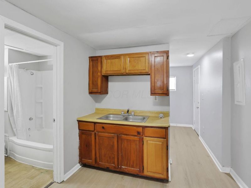 406 S Hague Avenue, Columbus, OH 43204 Photo 13