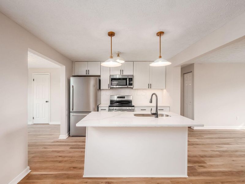 796 Redford Avenue, Columbus, OH 43207 Photo 18