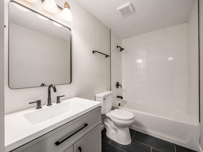 796 Redford Avenue, Columbus, OH 43207 Photo 25