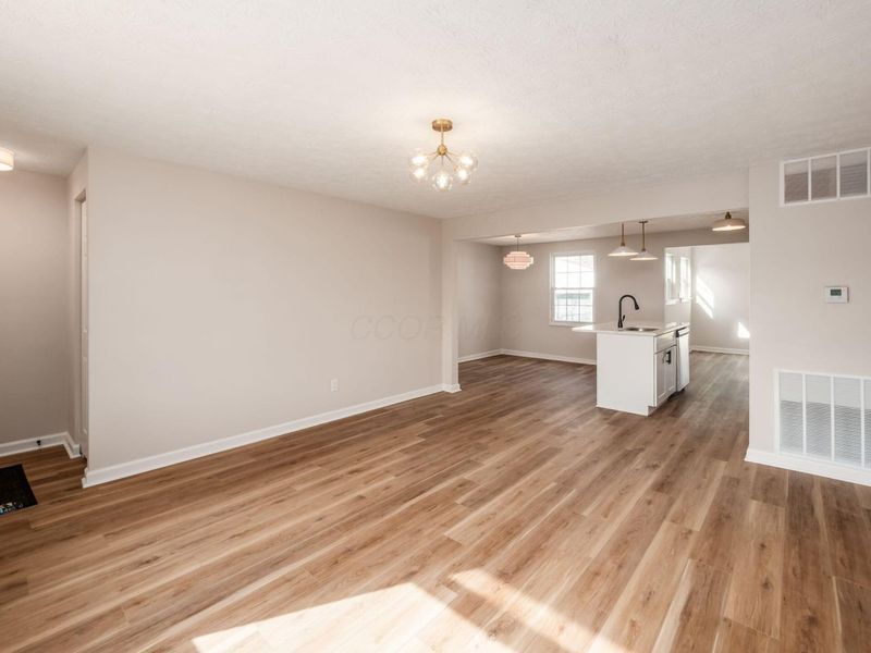 796 Redford Avenue, Columbus, OH 43207 Photo 6