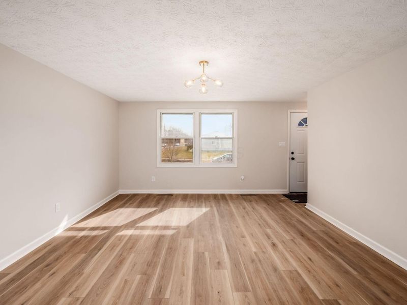 796 Redford Avenue, Columbus, OH 43207 Photo 9